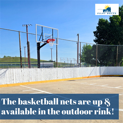Basketball_nets_in_the_outdoor_rink