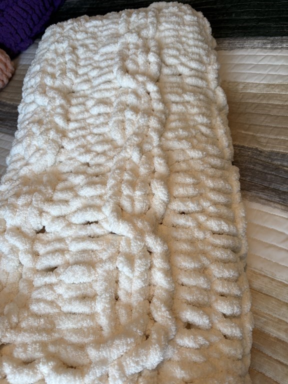 Hand_Knit_Chunky_Blanket_Workshop_Oct_20__22
