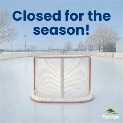 Outdoor_Rink_closed_for_the_season_(1)