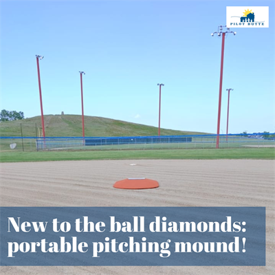 Portable_pitching_mound